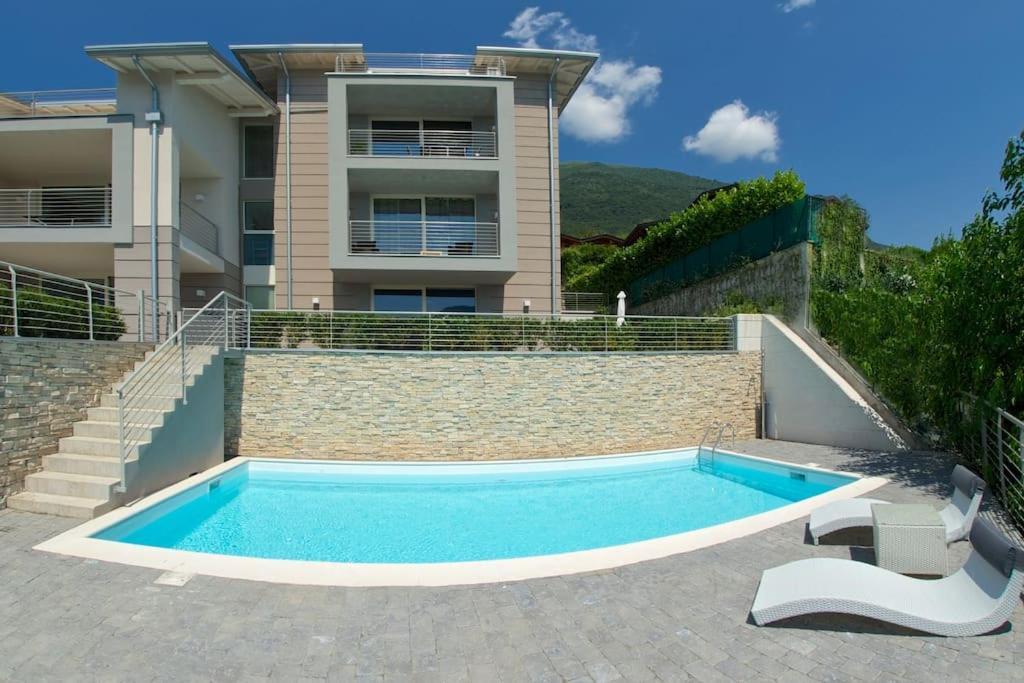 Апартаменты Residenza Simona Меццегра Экстерьер фото